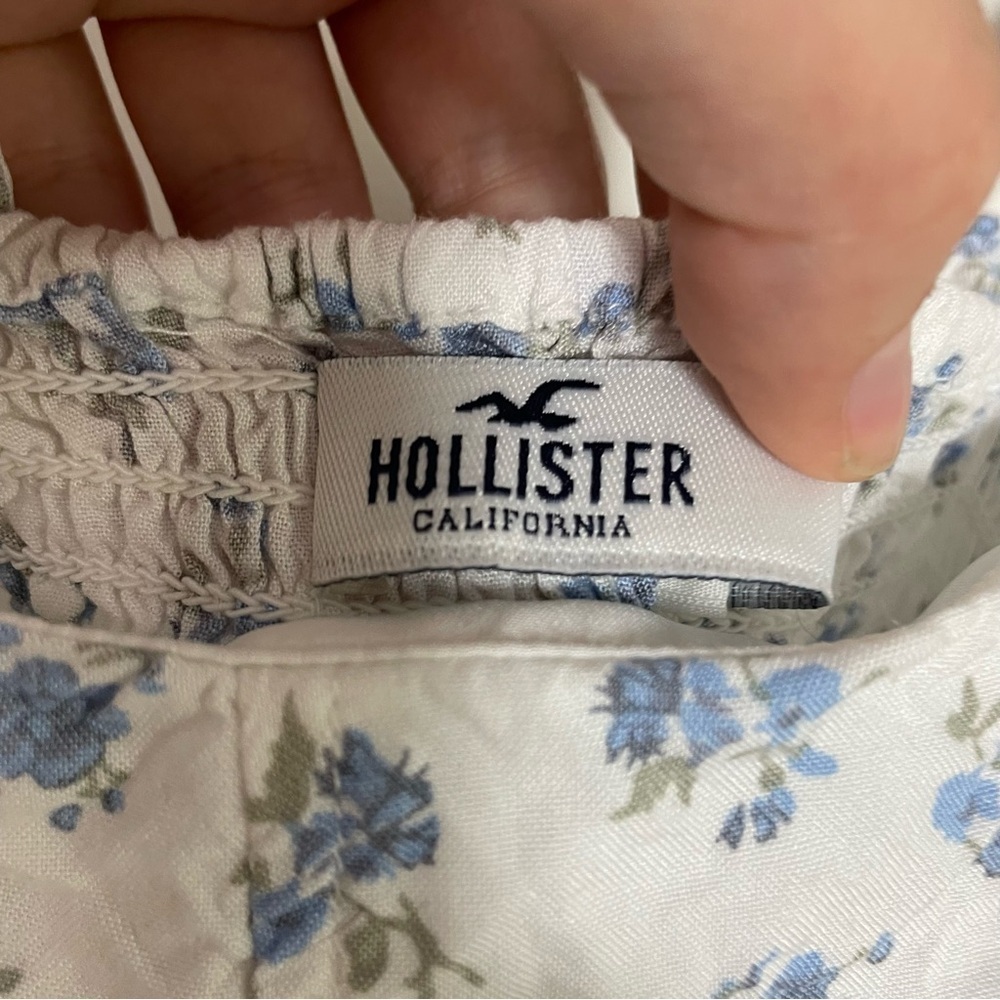 [Hollister] White & Blue Floral Print Cottagecore Coquette Cropped Tank Top - Picture 4 of 9